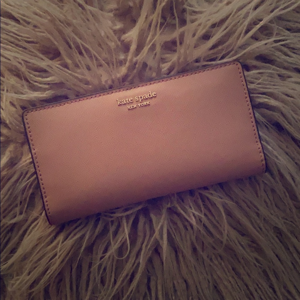 Kate Spade Large Slim Bifold Wallet